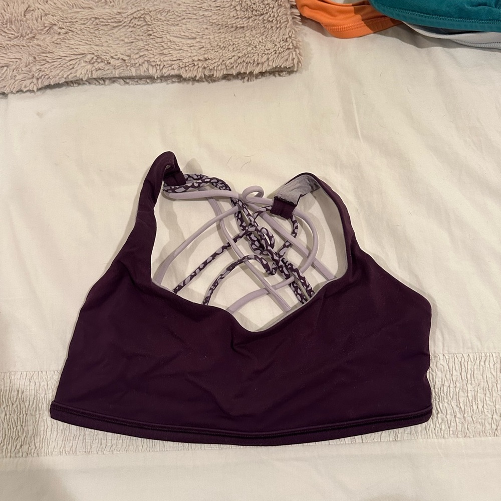 Lululemon free to be wild bra